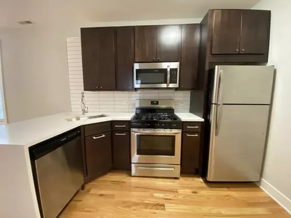 Chicago, IL 60608,2719 W 24th St