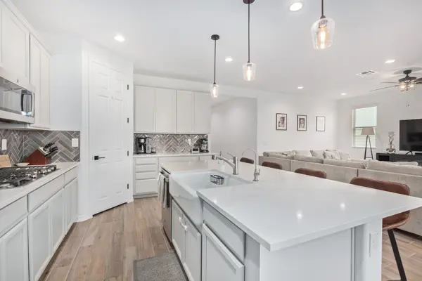 12731 W Tuckey Ln, Glendale, AZ 85307
