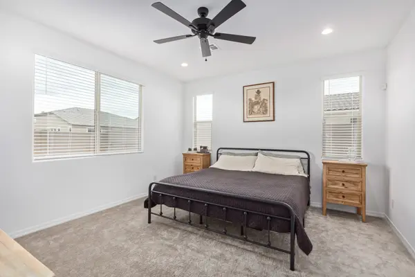 12731 W Tuckey Ln, Glendale, AZ 85307