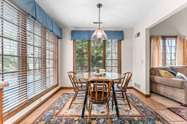 3815 N Point Dr New Castle, PA 16105