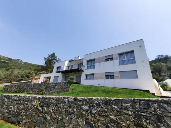 8 Bedroom House in Serra de Aire e Candeerios, Portugal,