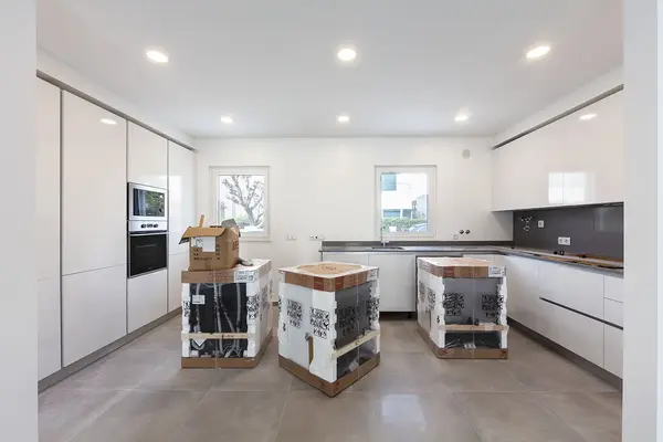 New 1 Bedroom Apartment located in Parede, Center,