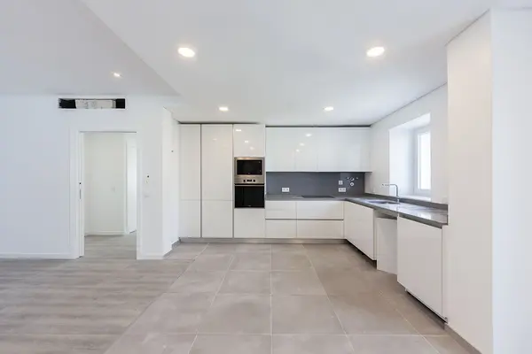 New 4 Bedroom Duplex in the Center of Parede, Cascais,