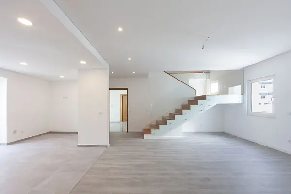 New 4 Bedroom Duplex in the Center of Parede, Cascais,