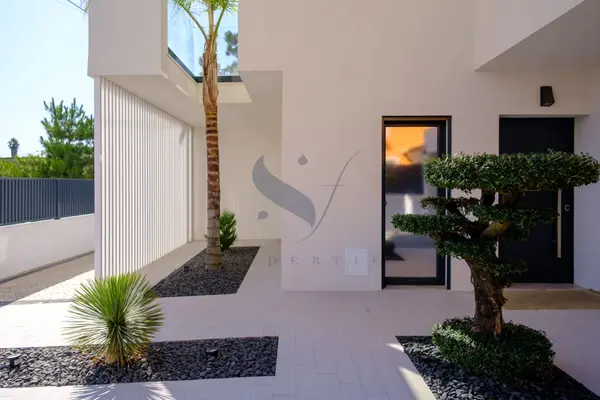 Luxury 4 bedroom villa in Aroeira, Portugal,