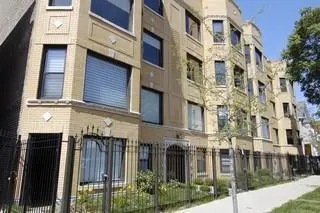 3106 W Lyndale St #4A, Chicago, IL 60647