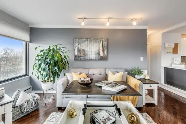 3410 N Lake Shore Dr #3D, Chicago, IL 60657