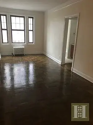 201 W 11th St #3C, New York, NY 10014