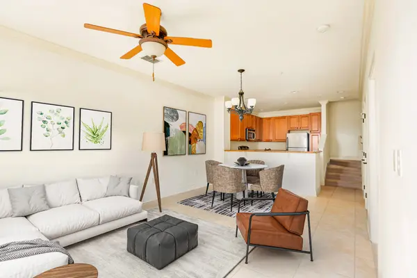 3044 Bella Vista Dr, Davenport, FL 33897