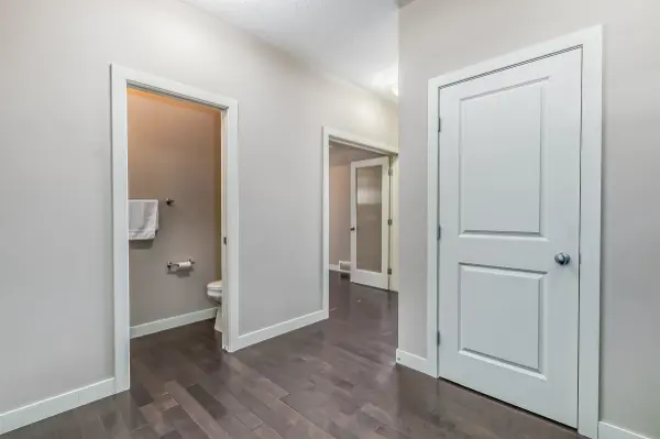 578 Copperpond Cir SE, Calgary, AB T2Z 0X1