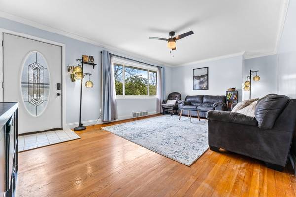 710 E Hazelcroft Ave New Castle, PA 16105