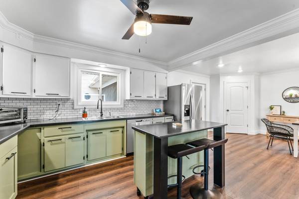 710 E Hazelcroft Ave New Castle, PA 16105