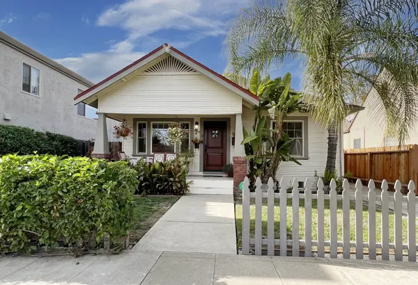 2104 25th St, Sacramento, CA 95818