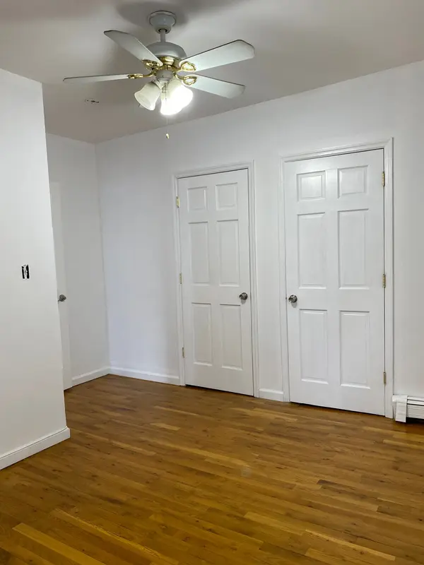 67 Glover Ave #2F, Yonkers, NY 10704