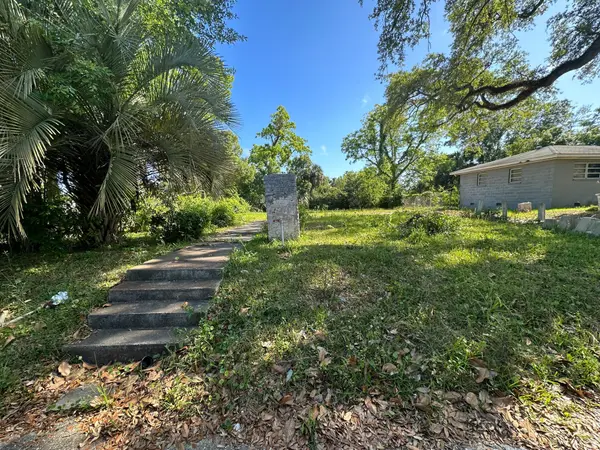 1109 W Gonzalez St, Pensacola, FL 32501
