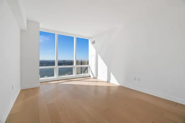 15 Hudson Yards #33F, New York, NY 10001