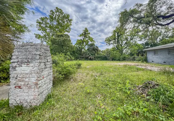 1109 W Gonzalez St, Pensacola, FL 32501