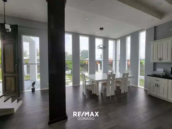 Belmopan City Belize,,Modern Family House