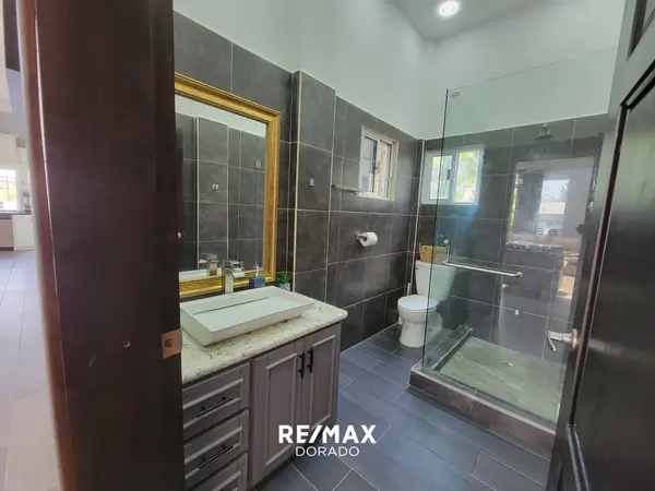 Modern Family House, Belmopan City Belize,