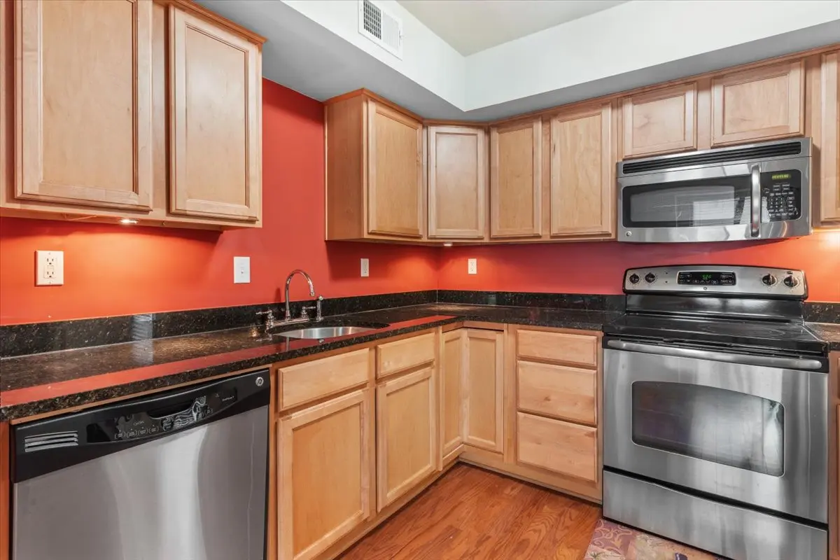 1814 Birch Post Cv #2, Germantown, TN 38138
