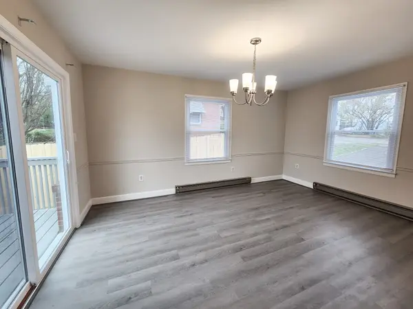 2714 Derwent Dr SW Roanoke, VA 24015