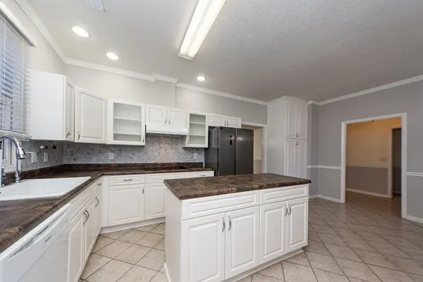 2514 Shadowcreek Ct, North Charleston, SC 29406
