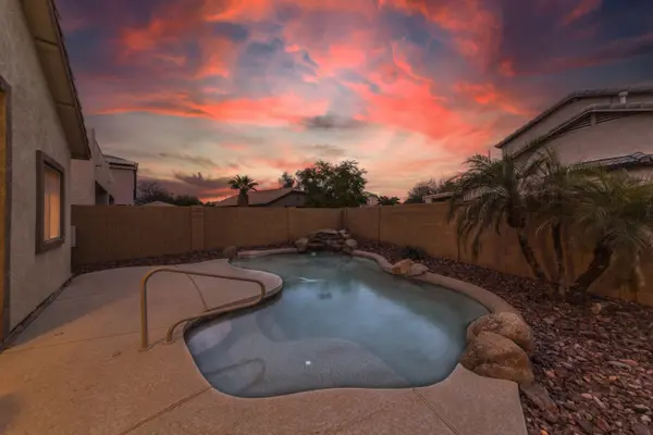 15811 N 156th Ln, Surprise, AZ 85374
