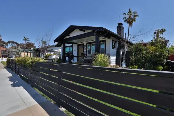 4577 New York St, San Diego, CA 92116