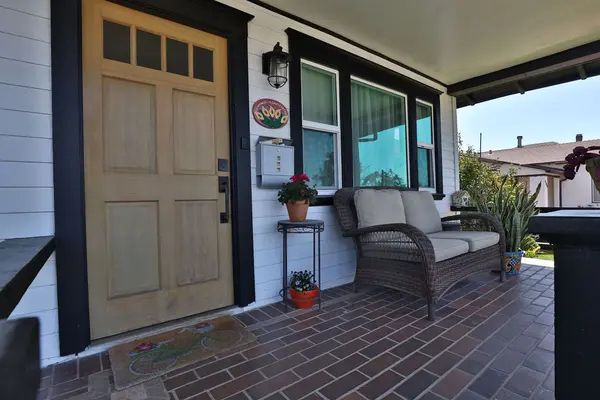 4577 New York St San Diego, CA 92116