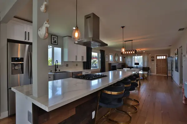 4577 New York St San Diego, CA 92116