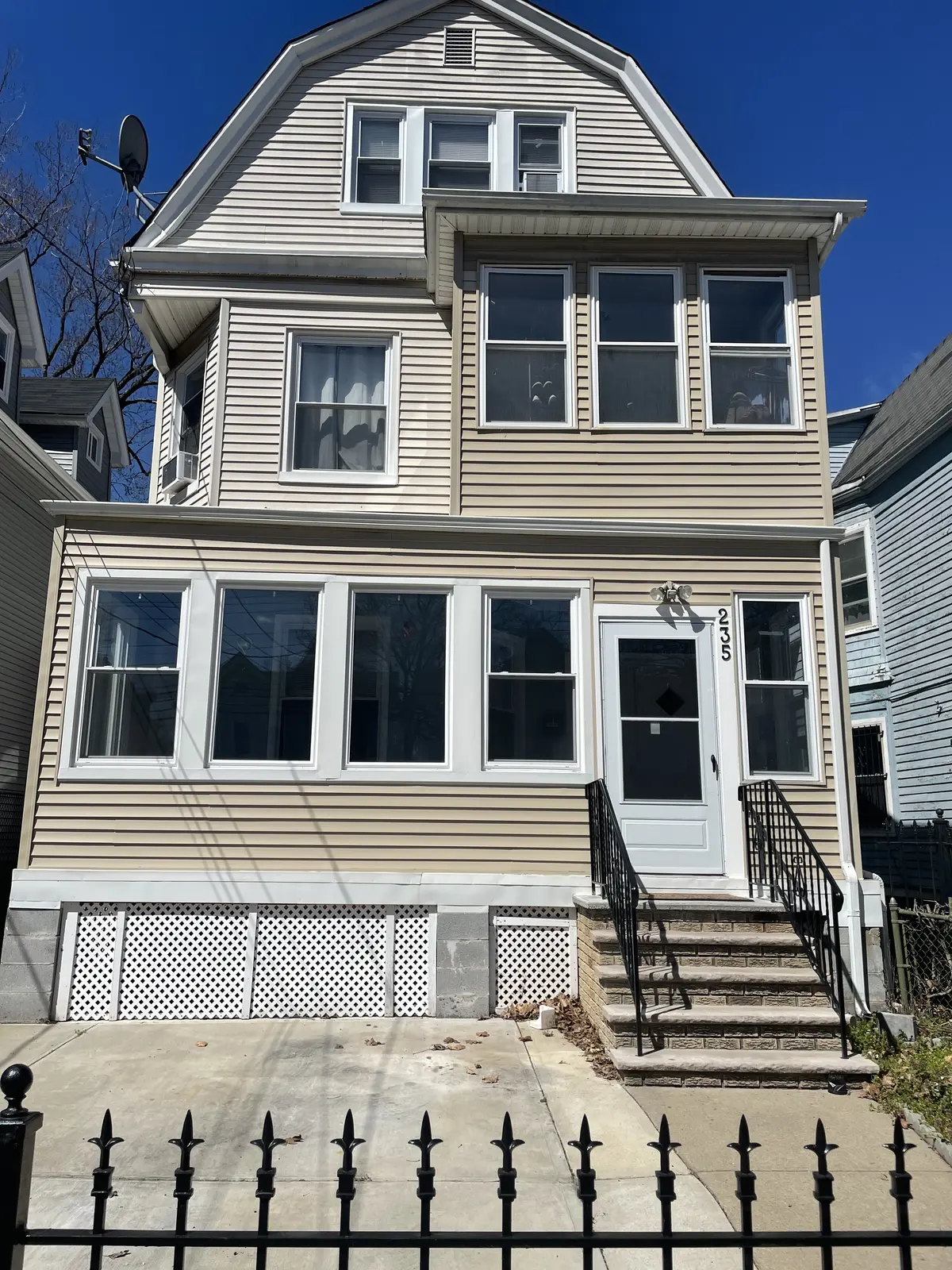 235 Mt Vernon Ave #3, Orange, NJ 07050