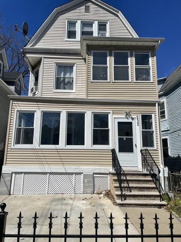235 Mt Vernon Ave #3, Orange, NJ 07050