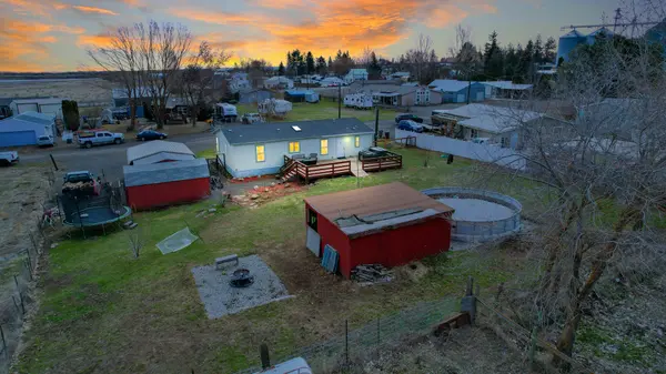 425 N Laurel St, Reardan, WA 99029