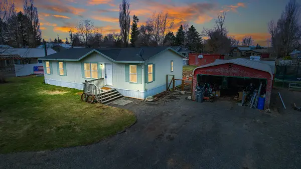 425 N Laurel St, Reardan, WA 99029