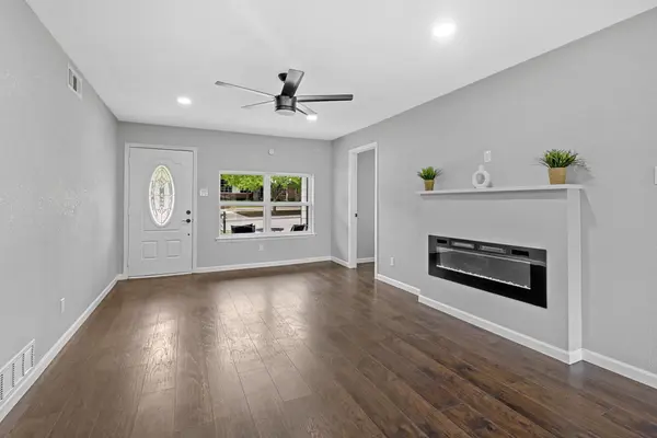 13532 Spring Grove Ave, Dallas, TX 75240