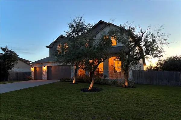 17711 Linkview Dr, Dripping Springs, TX 78620
