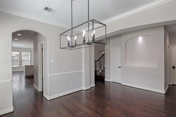 651 Spring Forest Dr, Conroe, TX 77302