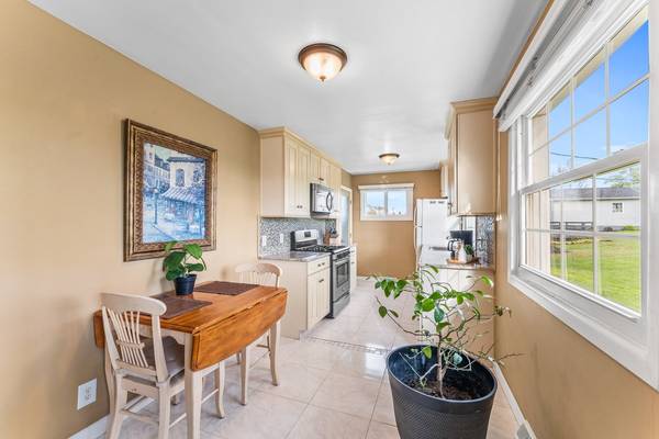 605 Harmony Baptist Rd New Castle, PA 16101