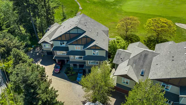 Esquimalt, BC V9A 7R1,1115 Craigflower Rd #4