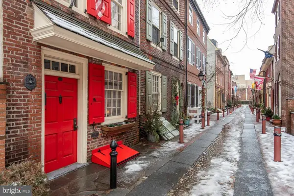 139 Elfreths Aly, Philadelphia, PA 19106