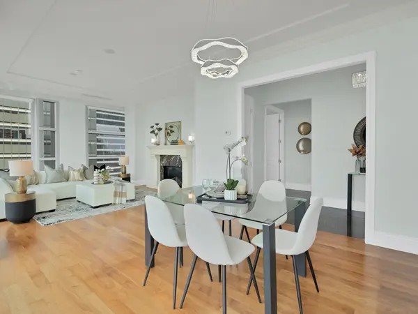 183 Wellington St W #3803, Toronto, ON M5V 0A1