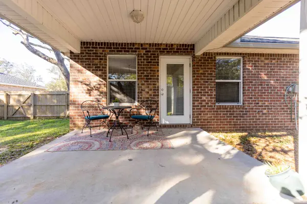 402 Yancey St, Fort Walton Beach, FL 32547