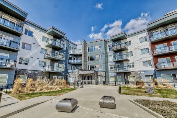 7508 Getty Gate NW #409, Edmonton, AB T5T 7E6