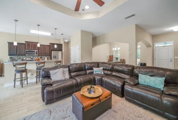 2454 Cove Rd, Navarre, FL 32566