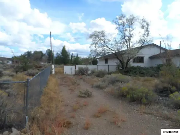 1335 Muir Dr, Gardnerville, NV 89460