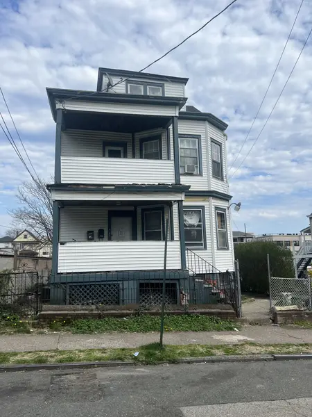 25 Martin St, Paterson, NJ 07501
