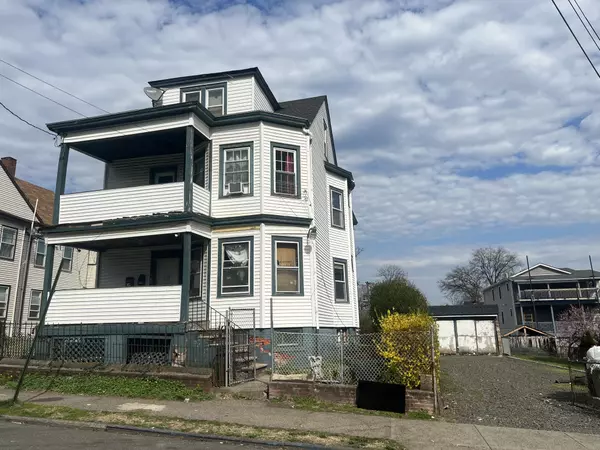 Paterson, NJ 07501,25 Martin St