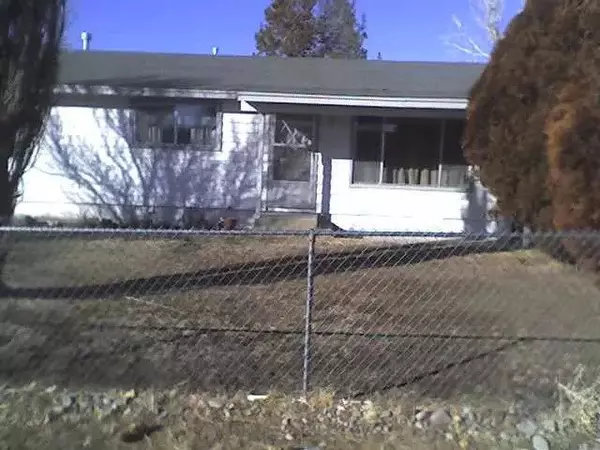 1424 Jobs Peak Dr, Gardnerville, NV 89460