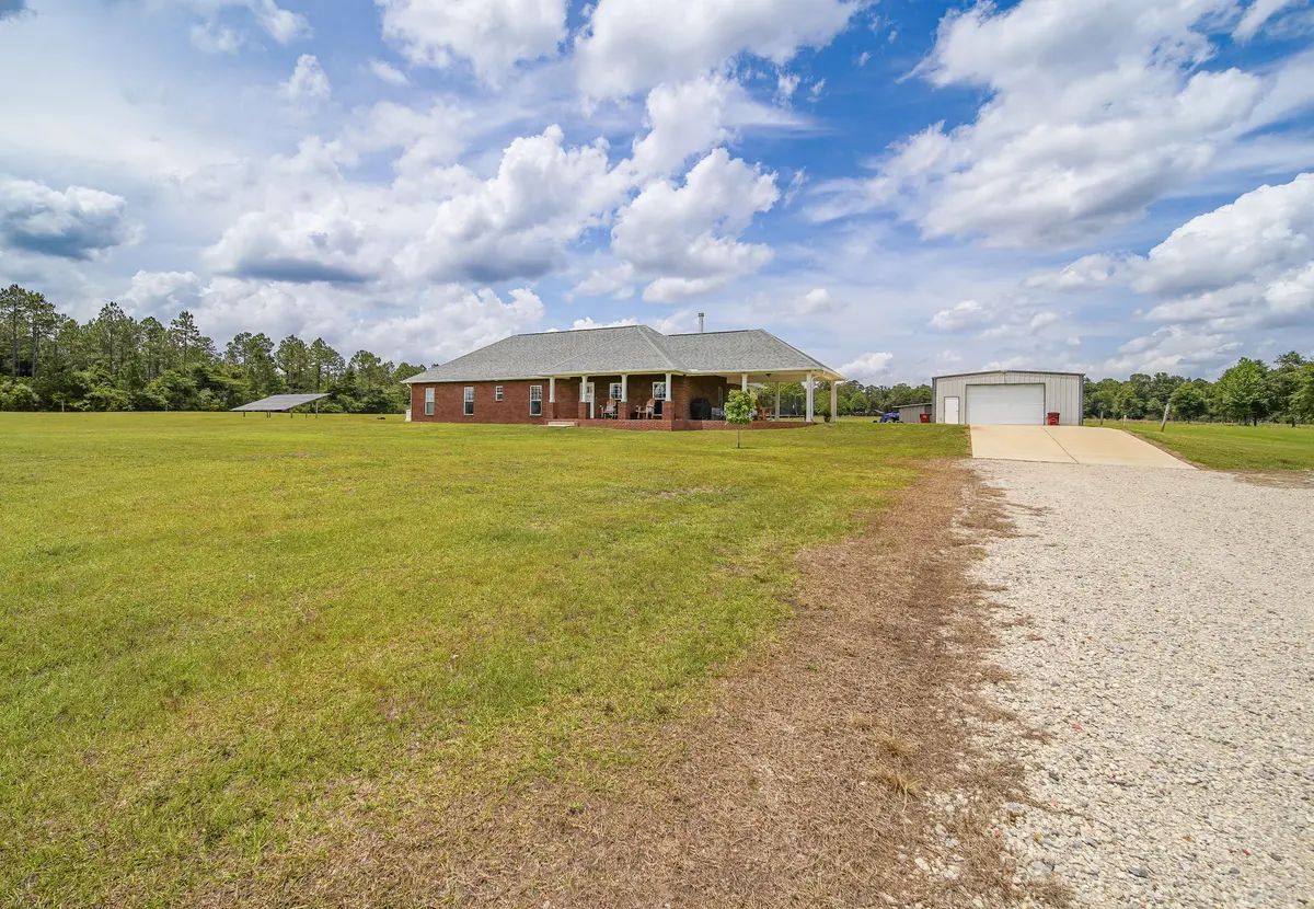 2232 Colville Ln, Jay, FL 32565