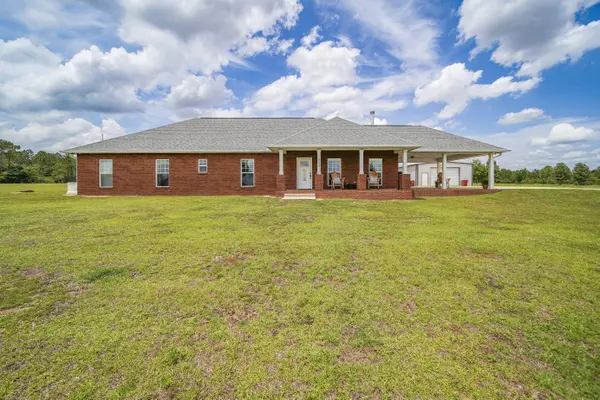 2232 Colville Ln, Jay, FL 32565